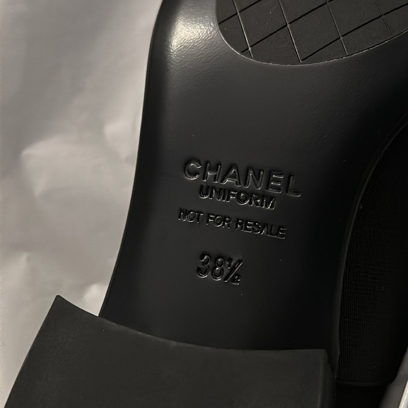 Chanel Lace Up Loafers - Picture 5 of 7